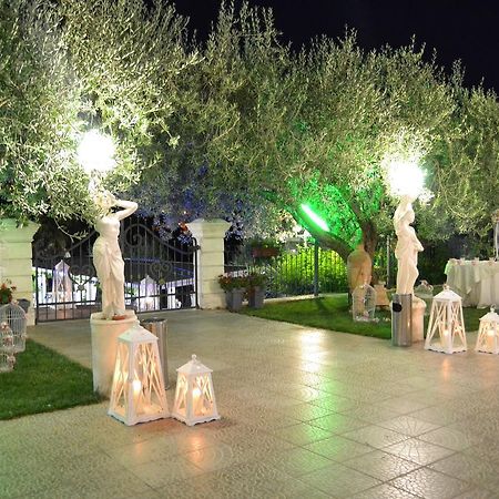Hotel Parco Degli Ulivi Mirabella Imbaccari Exterior foto